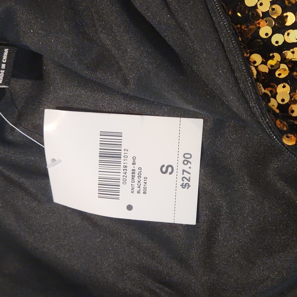 NEW, beautiful gold sequined mini dress by Forever 21. Perfect condition! - Picture 7 of 8